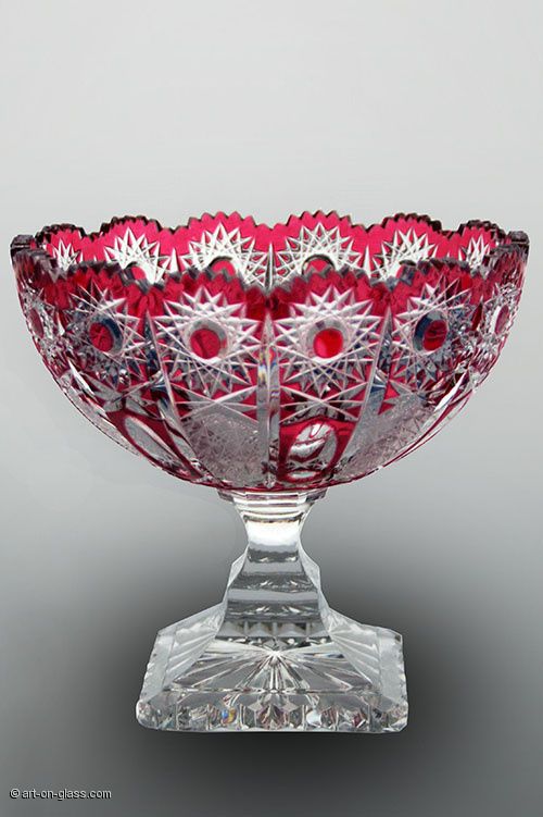 Hohe Schale mit Glasgravur